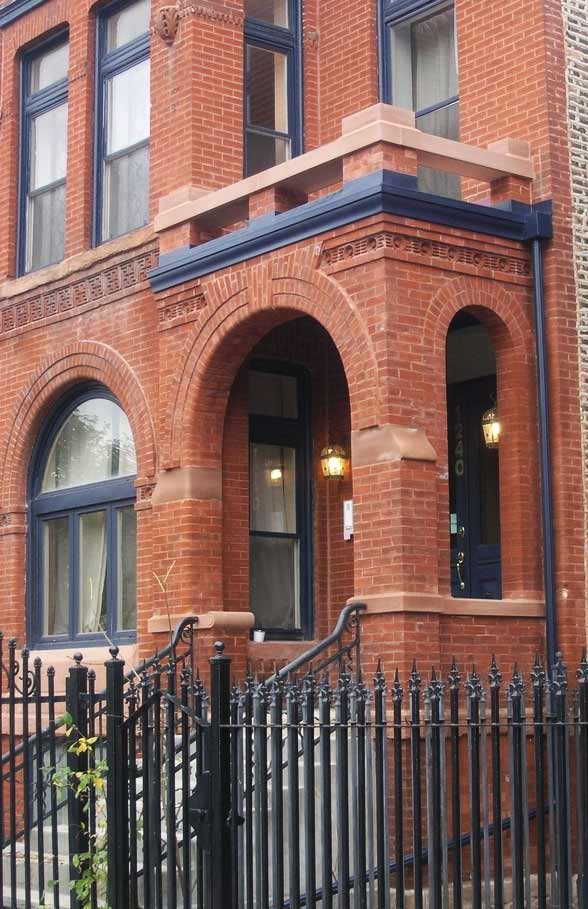 1240 N Damen